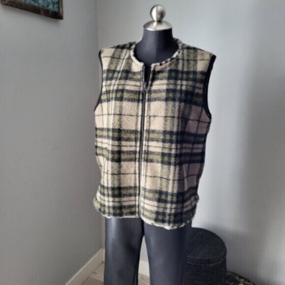 YEST Reversible  Plaid/Leopard Print Vest NWT Sz 6 - Picture 4 of 13